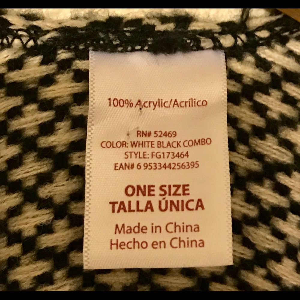 Black & White Knitted Wrap/Poncho, OS - Picture 4 of 5